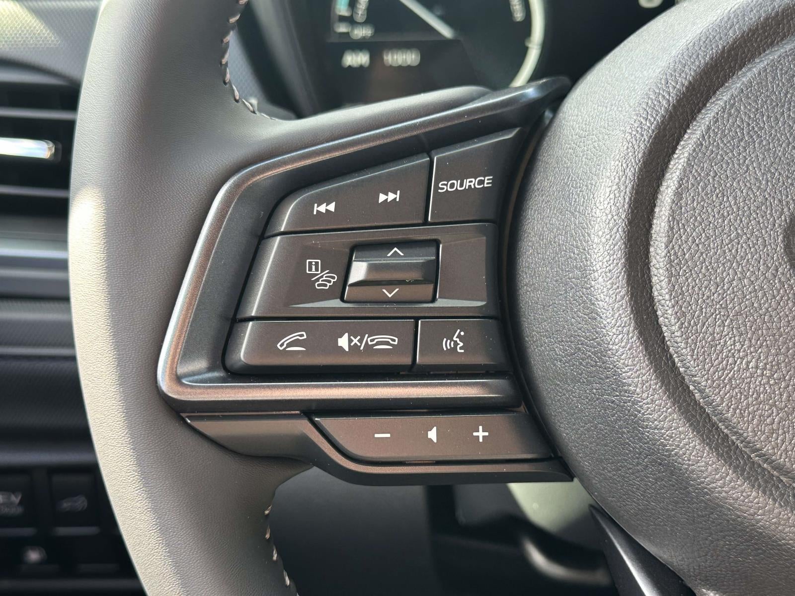 2025 Subaru FORESTER Limited Hybrid