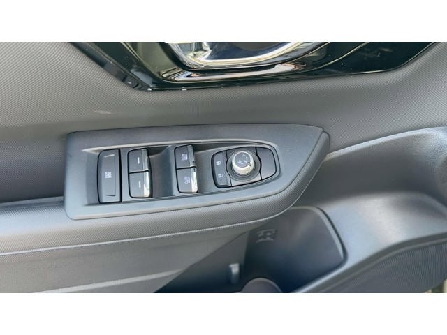 2025 Subaru FORESTER Limited Hybrid