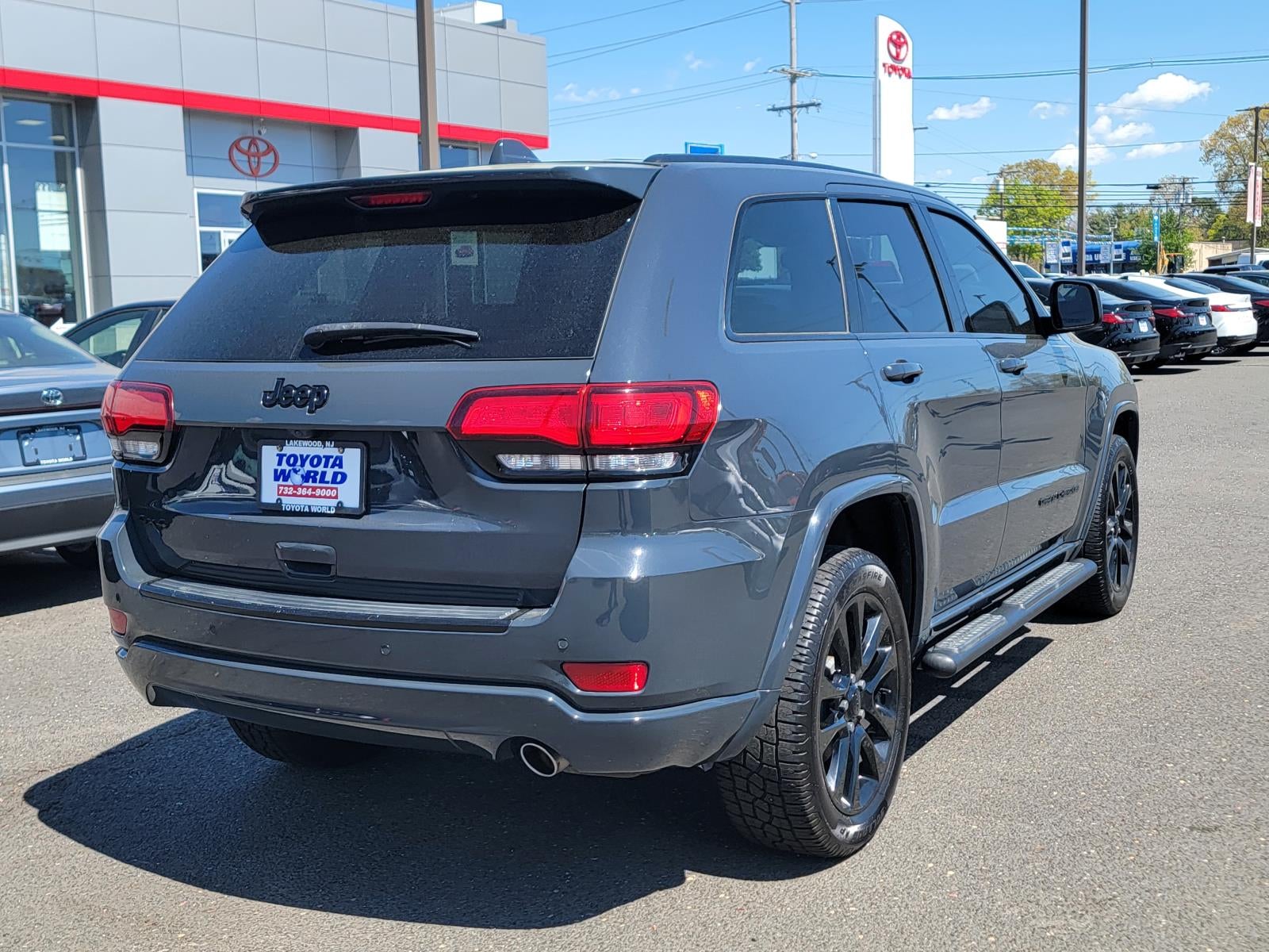 2018 Jeep Grand Cherokee Altitude