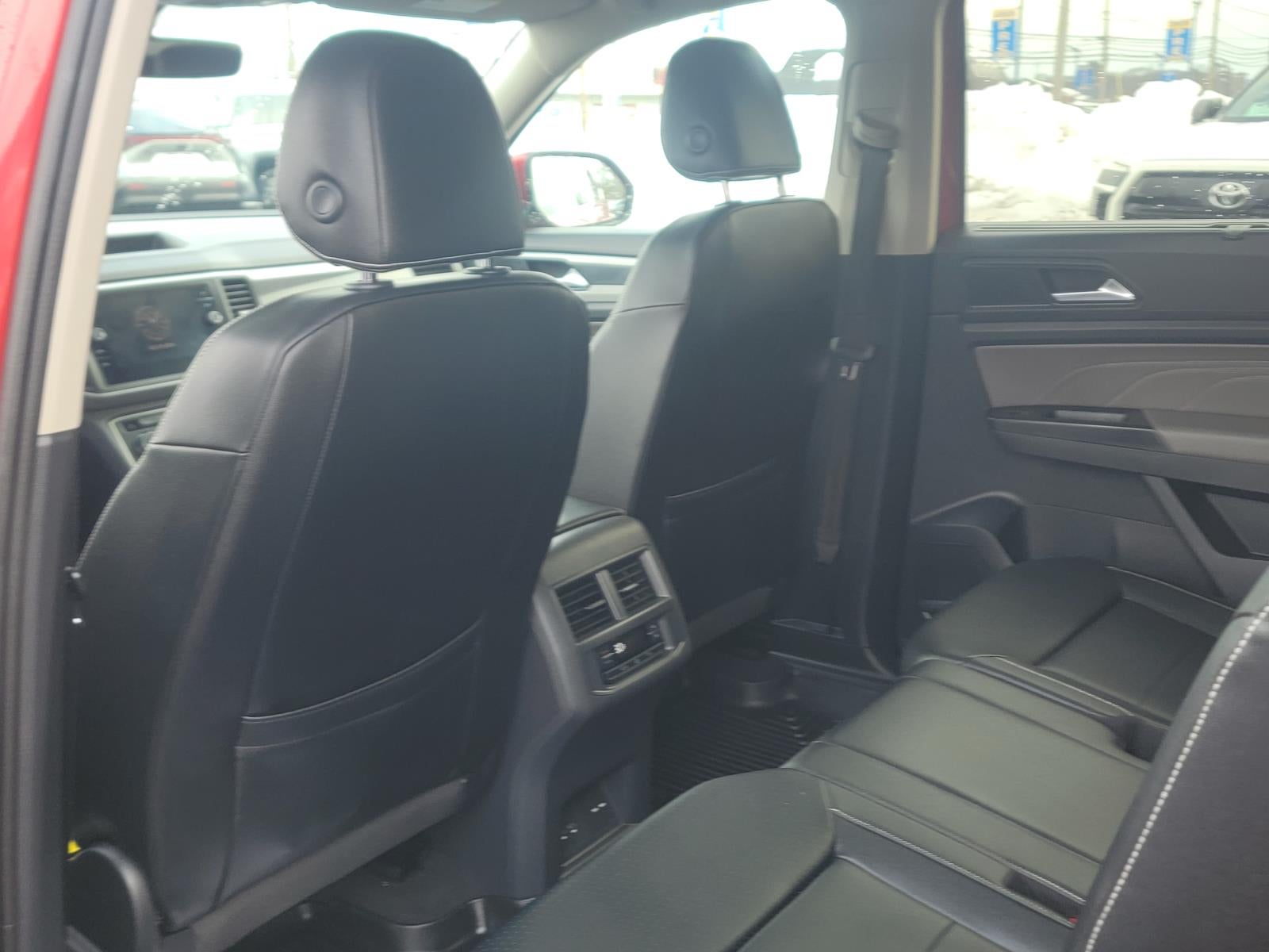 2021 Volkswagen Atlas 3.6L V6 SE w/Technology R-Line