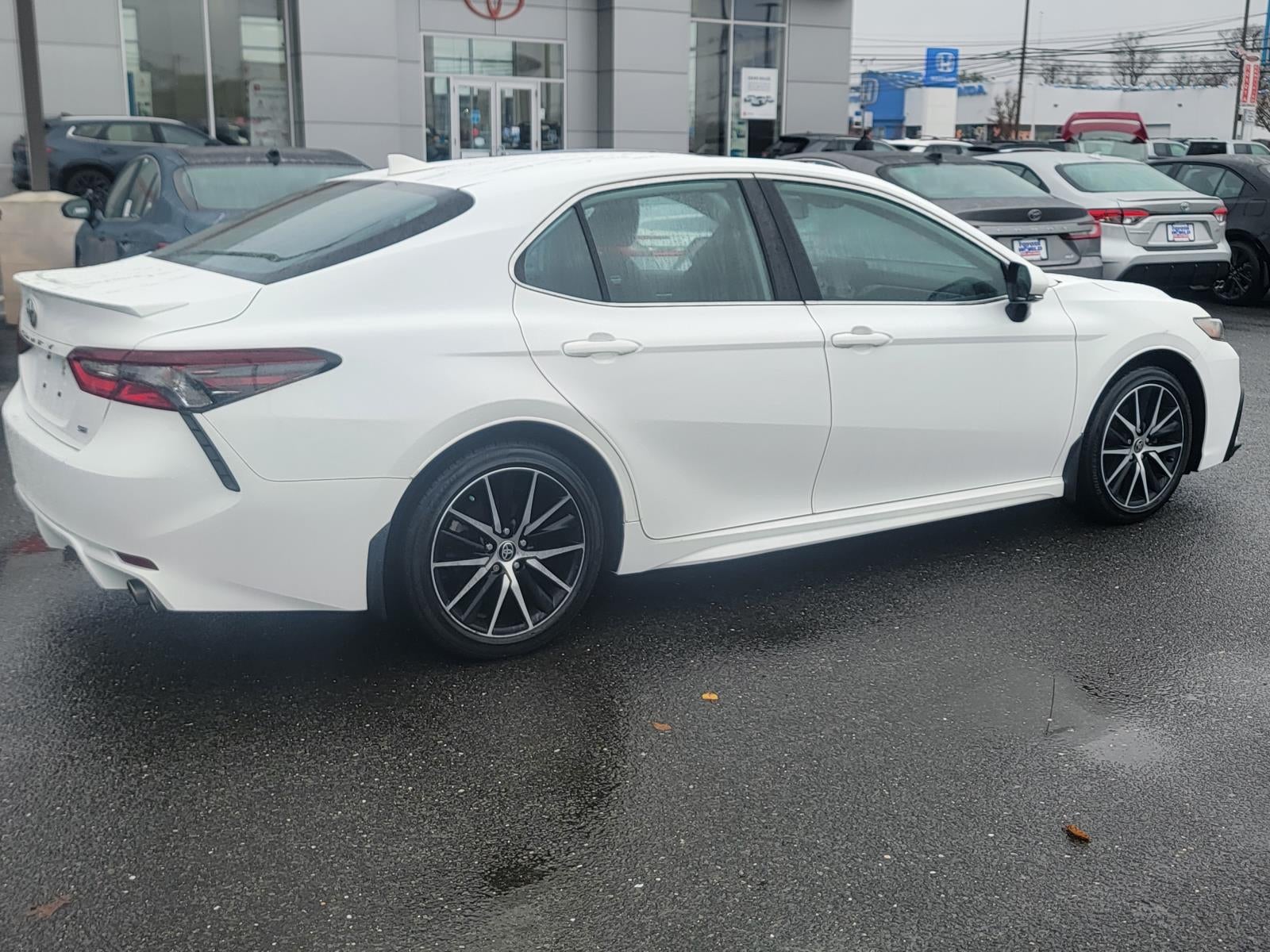 2023 Toyota Camry SE