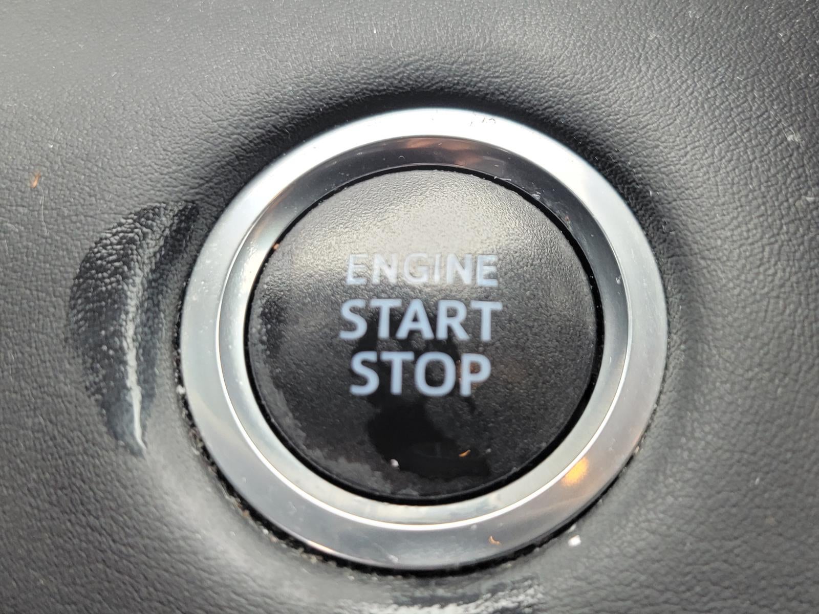 2020 Toyota Highlander LE