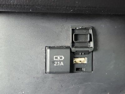 2020 Toyota Highlander LE