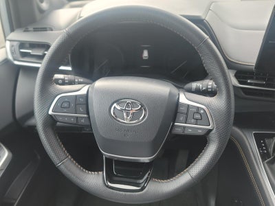 2023 Toyota Sienna Woodland Edition