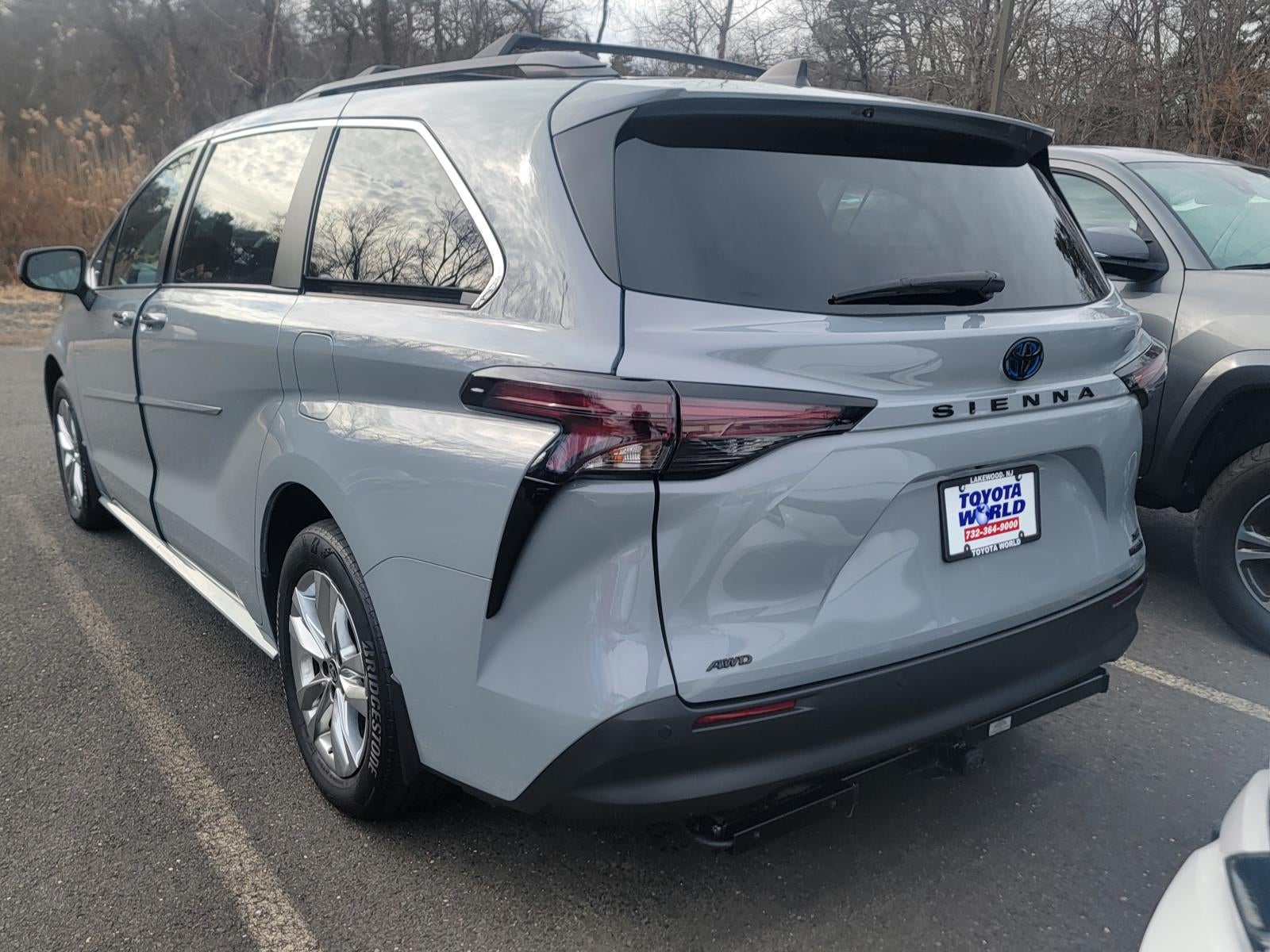 2023 Toyota Sienna Woodland Edition