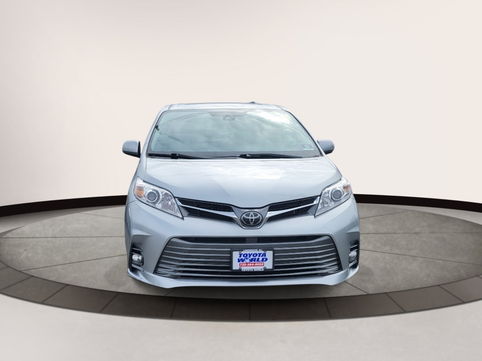 2019 Toyota Sienna XLE