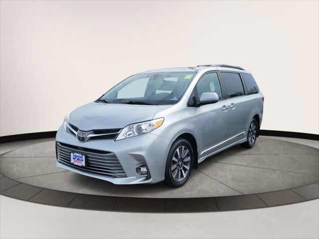 2019 Toyota Sienna XLE