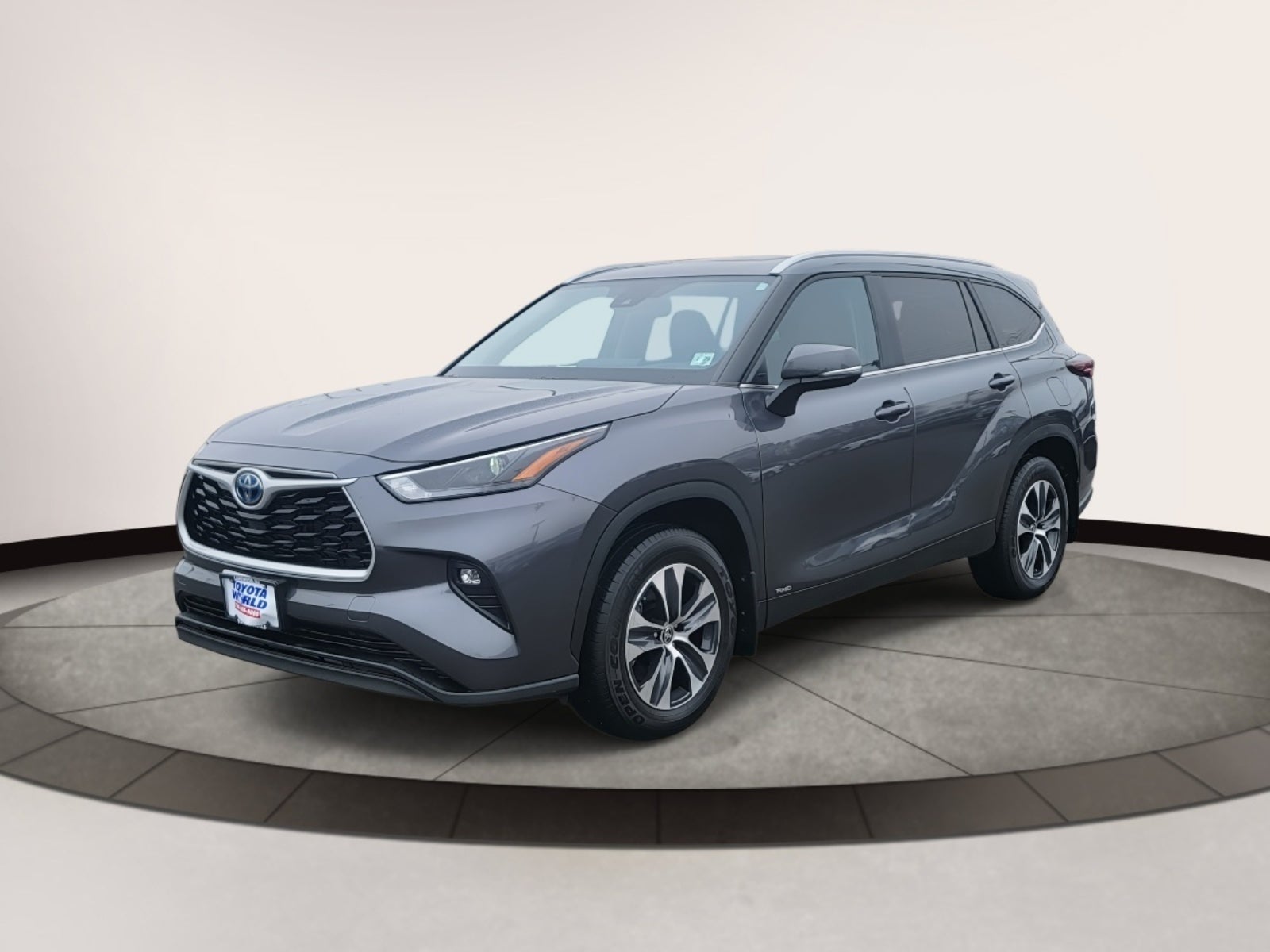 2024 Toyota Highlander XLE