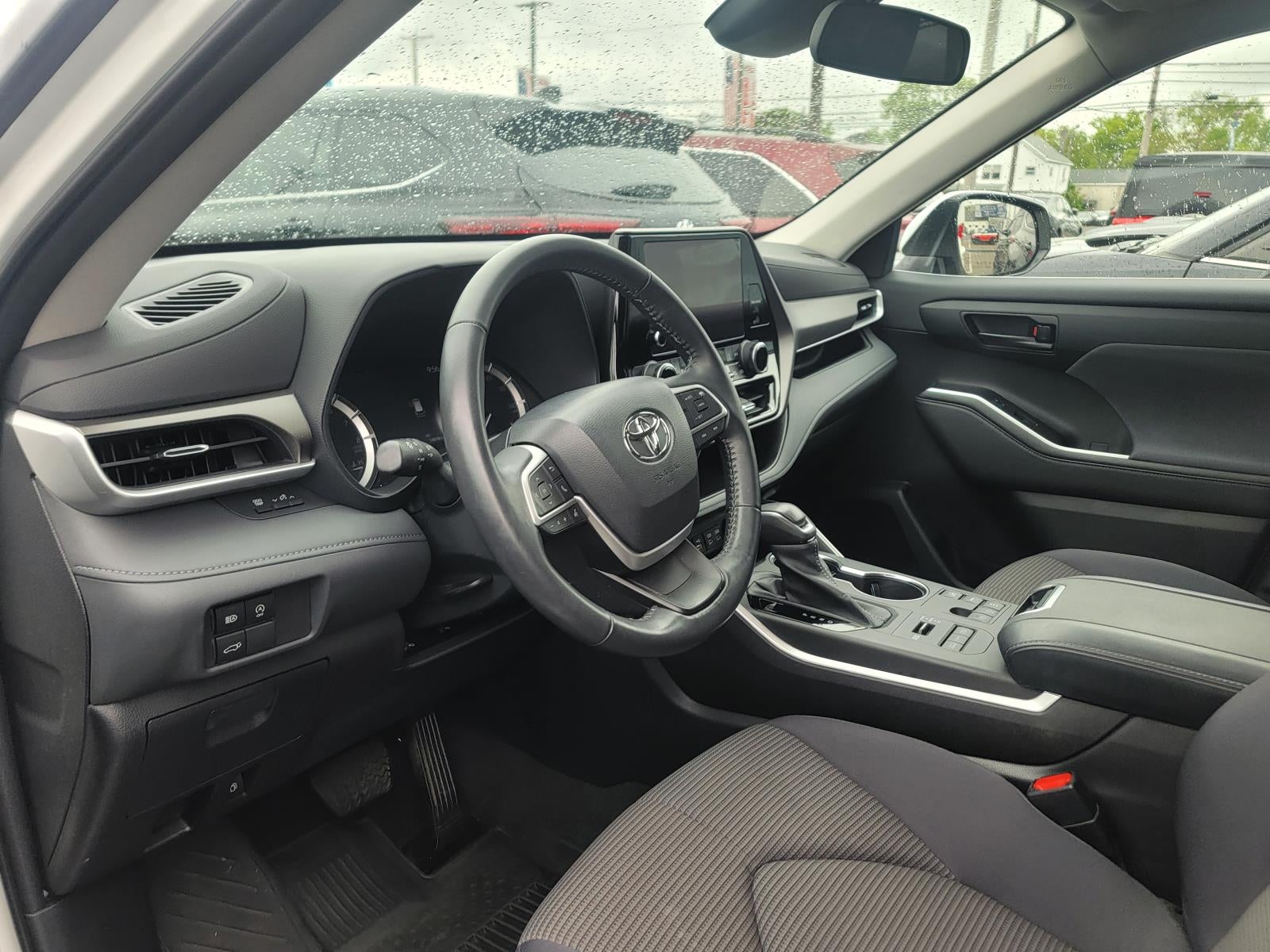 2023 Toyota Highlander LE