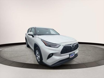 2023 Toyota Highlander LE