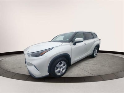 2023 Toyota Highlander LE