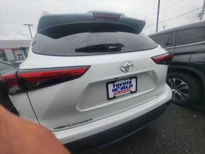 2023 Toyota Highlander LE