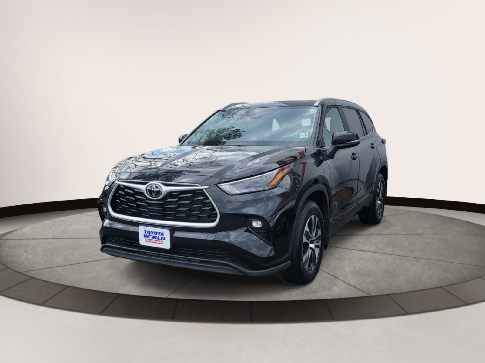 2023 Toyota Highlander XLE