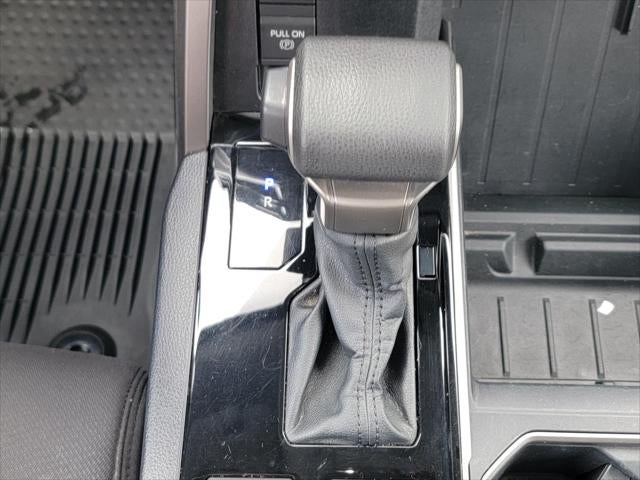 2022 Toyota Tundra 4WD SR5