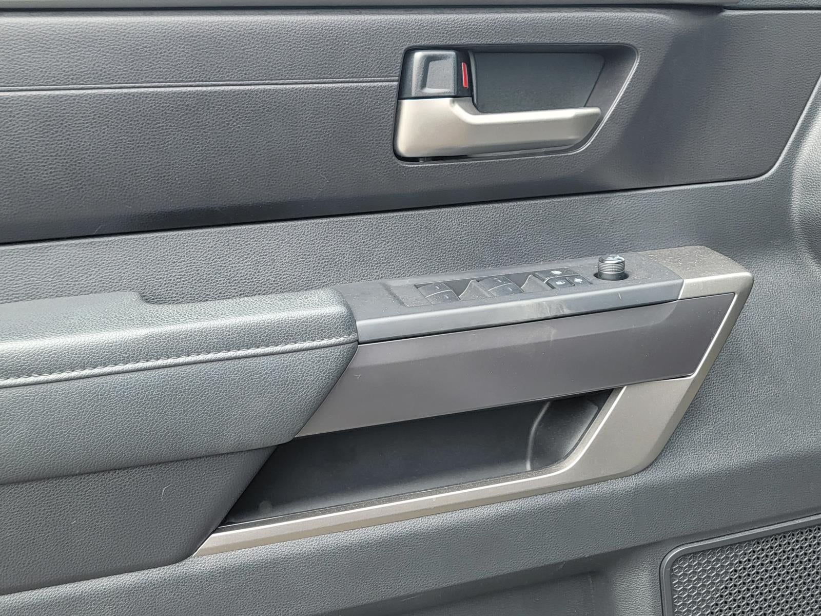 2023 Toyota Tundra 4WD SR5