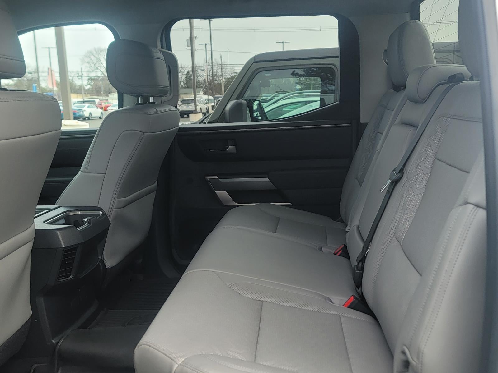 2023 Toyota Tundra 4WD SR5