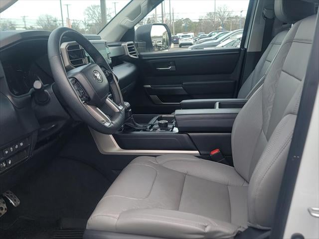 2023 Toyota Tundra 4WD SR5