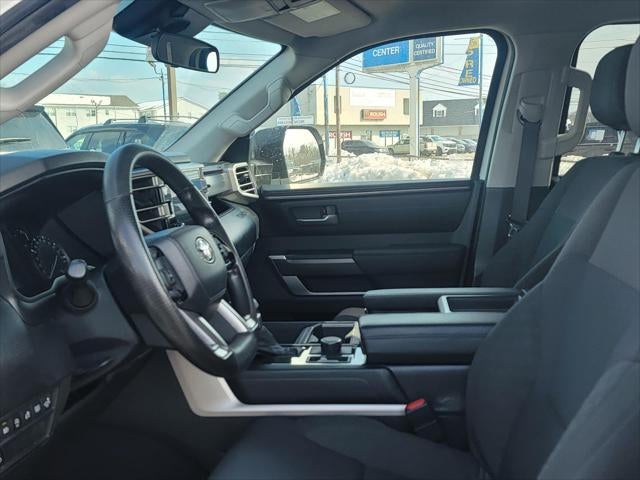 2022 Toyota Tundra 4WD SR5