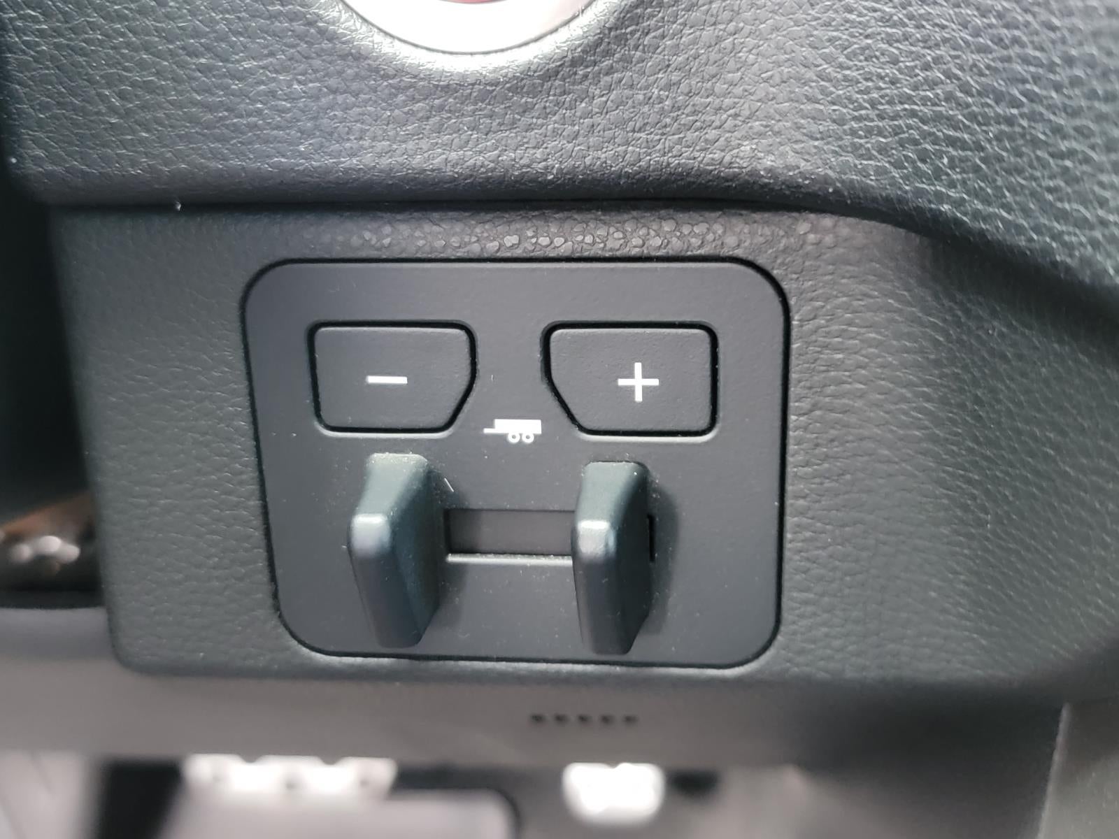 2023 Toyota Tundra 4WD SR5