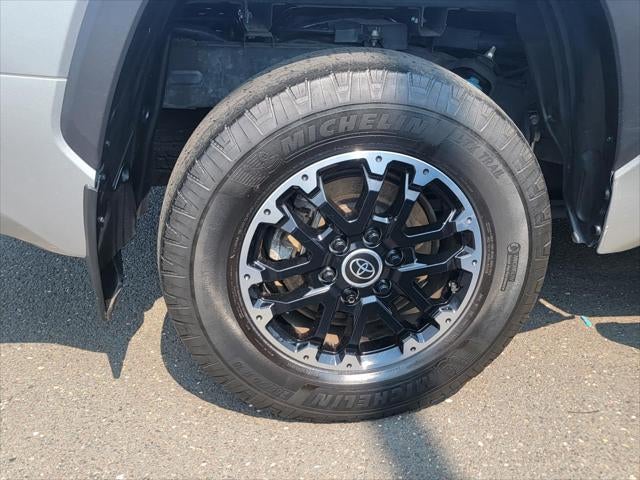2023 Toyota Tundra 4WD SR5