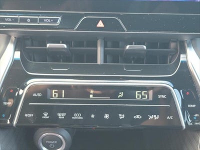 2023 Toyota Venza XLE