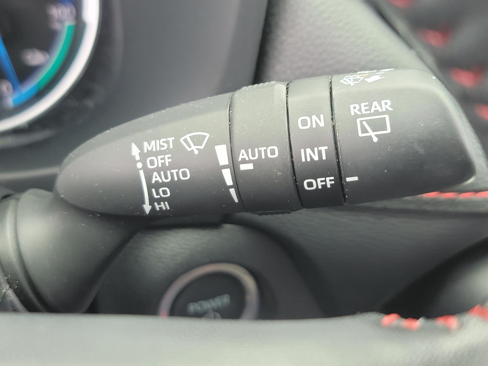 2024 Toyota RAV4 Prime SE