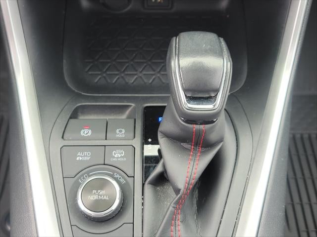 2024 Toyota RAV4 Prime SE