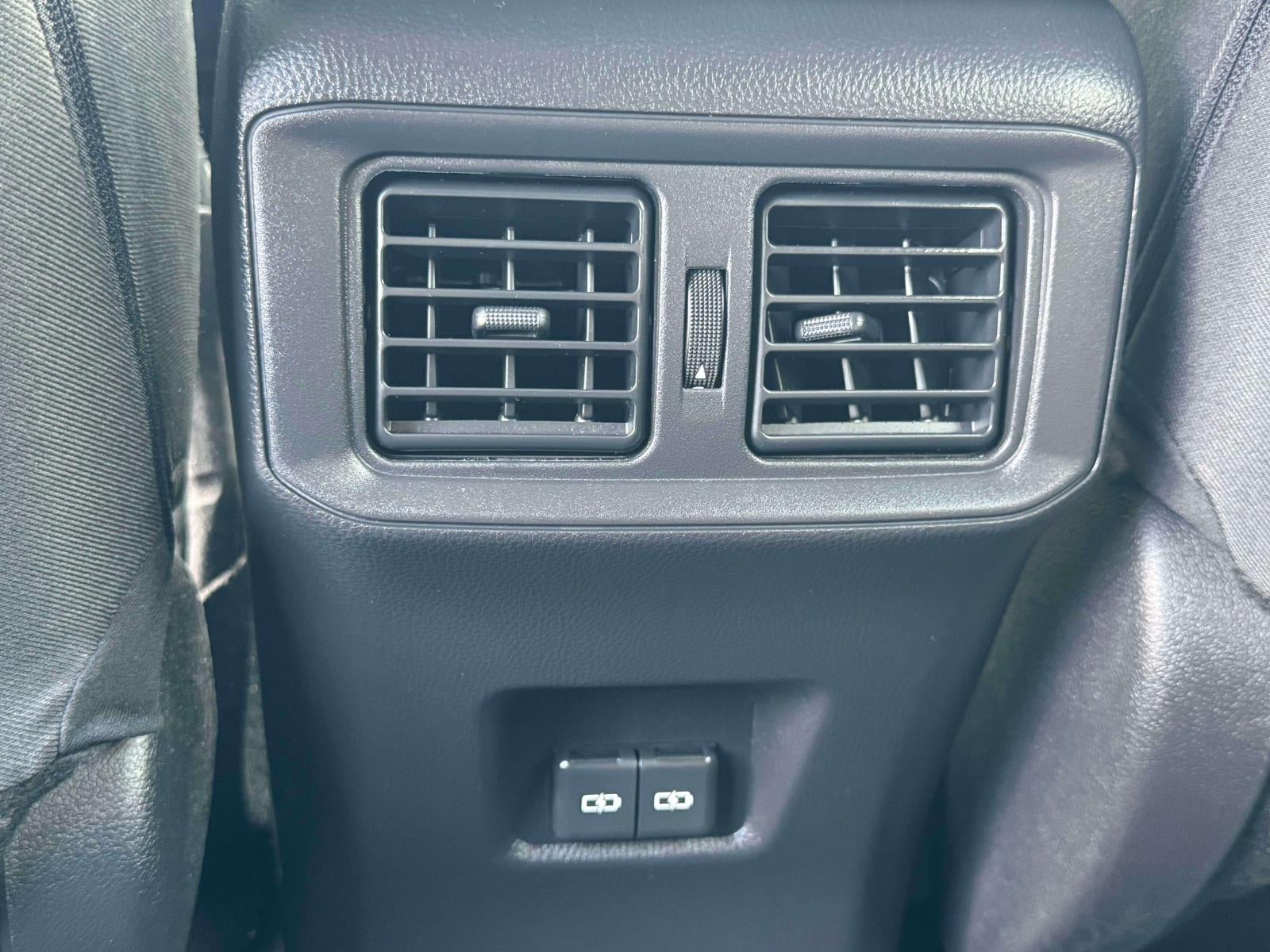 2024 Toyota RAV4 XLE AWD (Natl)