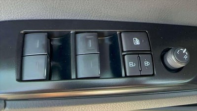 2025 Toyota Camry SE AWD