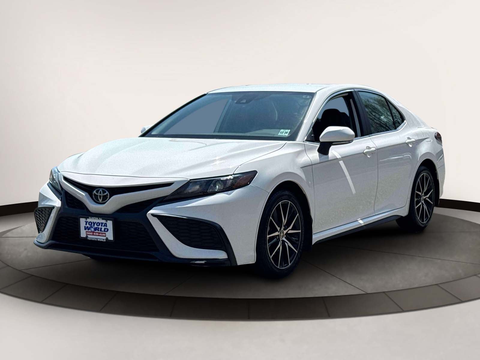 2024 Toyota Camry SE Auto (Natl)