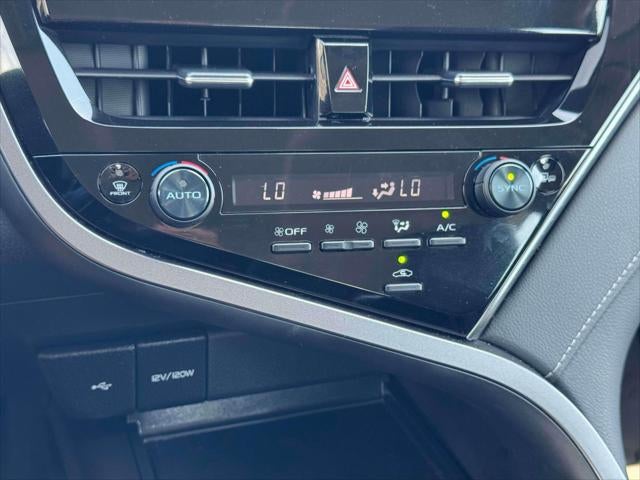 2024 Toyota Camry SE Auto (Natl)