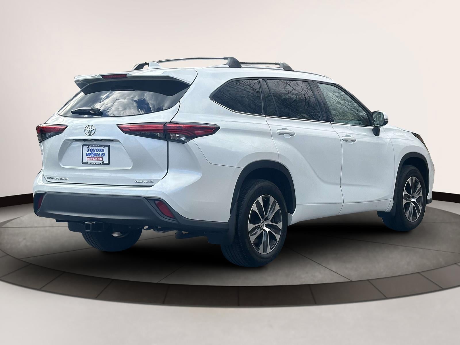 2022 Toyota Highlander XLE AWD (Natl)