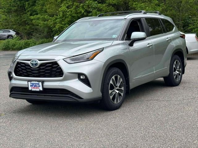 2023 Toyota Highlander Hybrid XLE AWD (Natl)