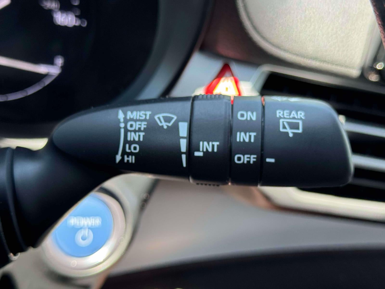 2021 Toyota Sienna XLE FWD 8-Passenger (Natl)