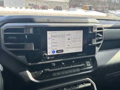 2023 Toyota Tundra 4WD SR5 CrewMax 5.5' Bed (Natl)