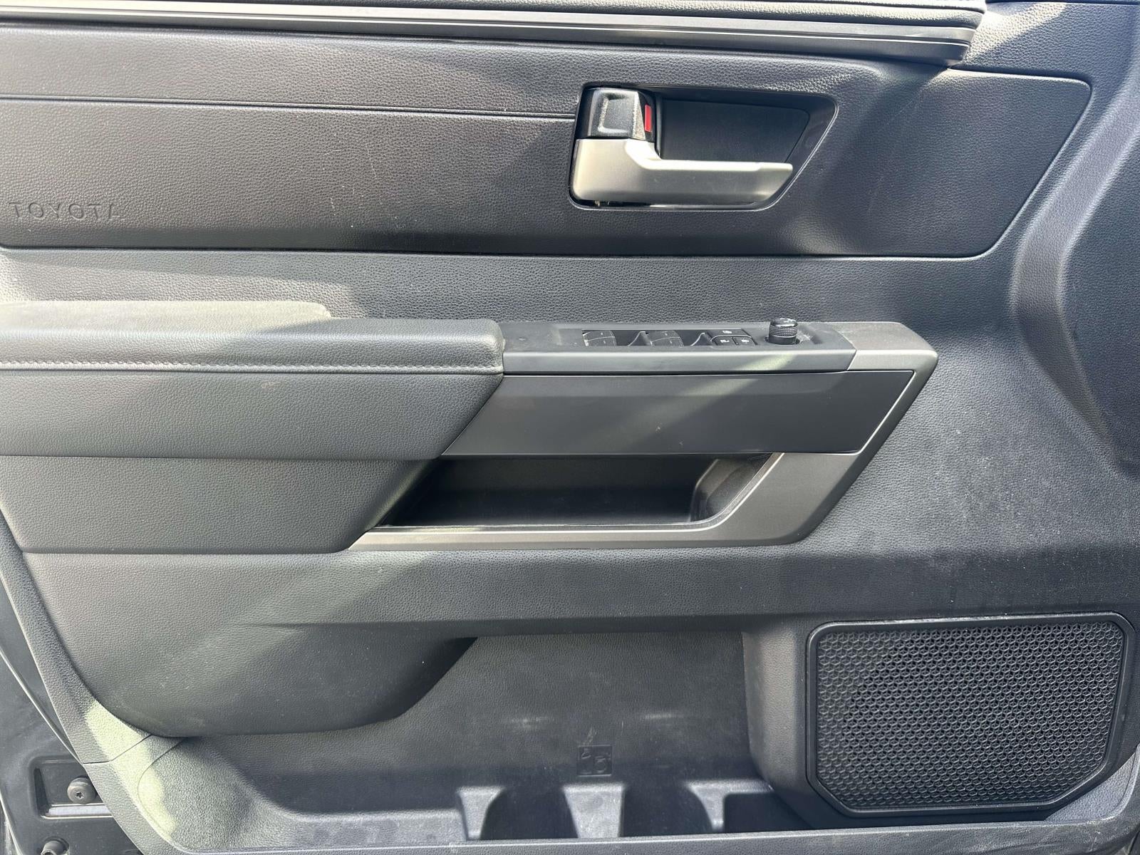 2023 Toyota Tundra 4WD SR5 CrewMax 5.5' Bed (Natl)