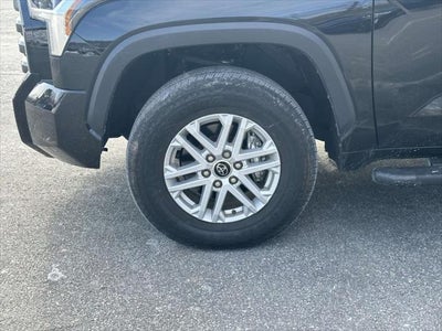 2023 Toyota Tundra 4WD SR5 CrewMax 5.5' Bed (Natl)