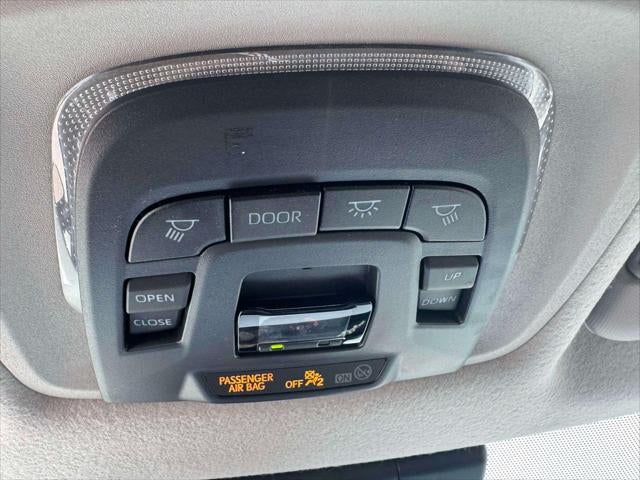 2023 Toyota Corolla Cross XLE 4WD (Natl)