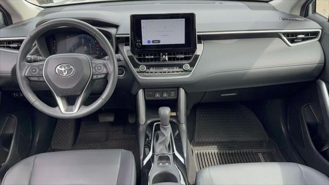 2023 Toyota Corolla Cross XLE 4WD (Natl)