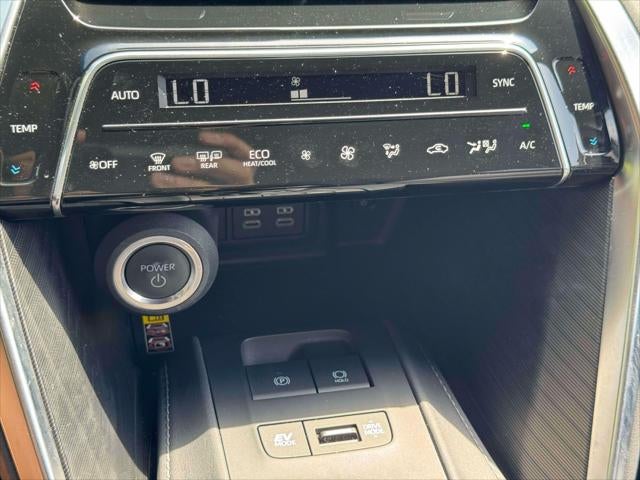 2023 Toyota Venza XLE AWD (Natl)