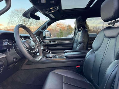 2022 Jeep Wagoneer Series III 4x4