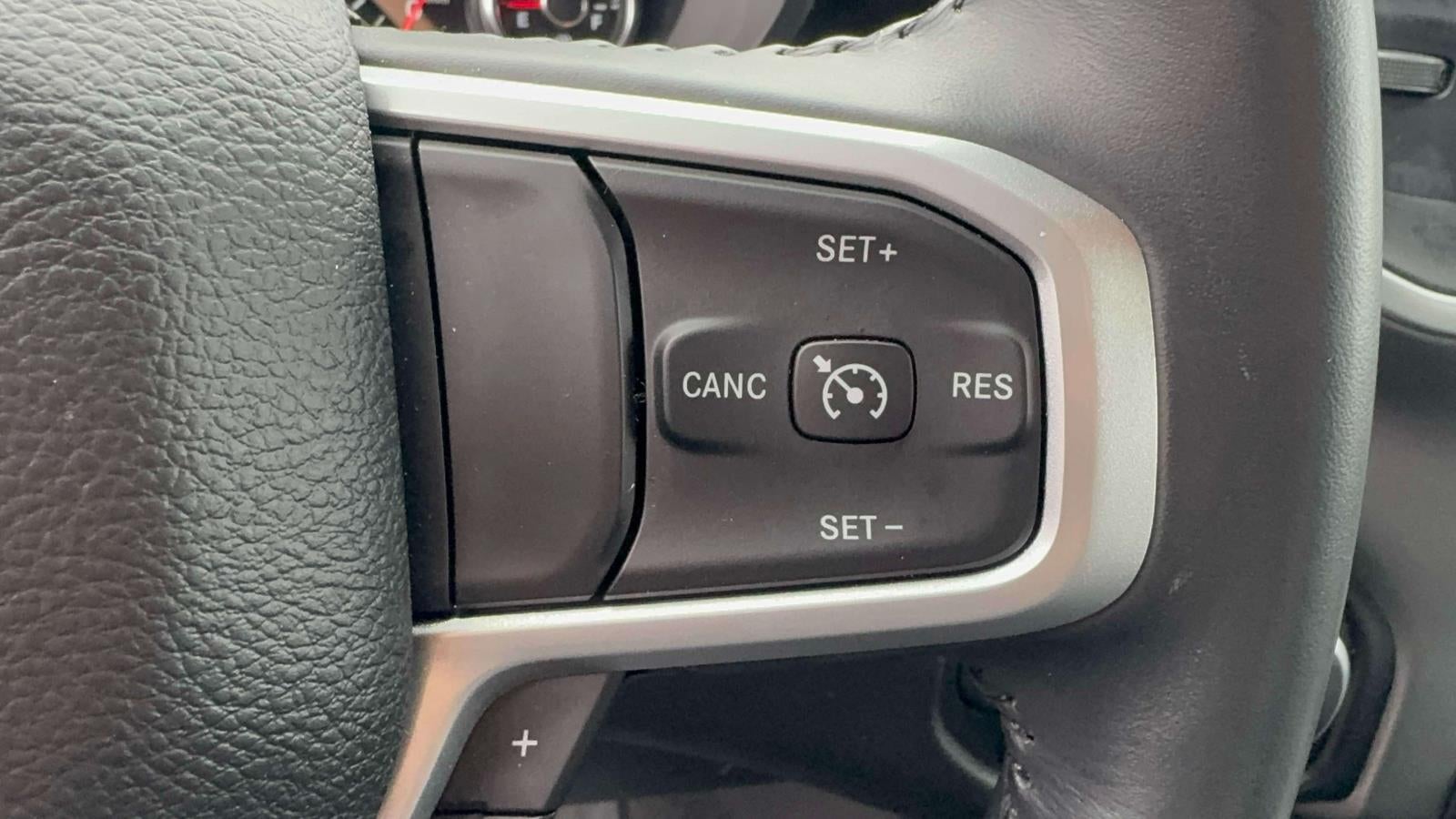 2023 RAM 1500 Big Horn 4x4 Quad Cab 6'4 Box