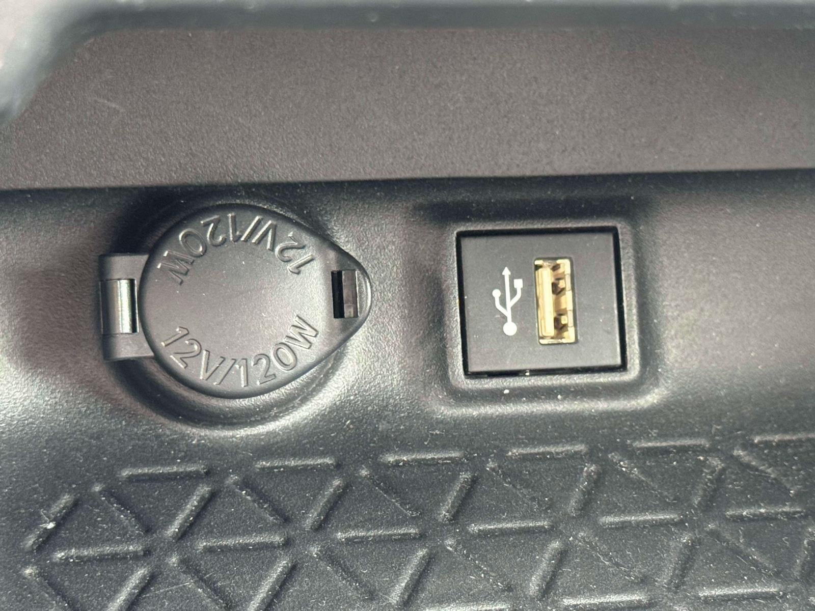 2023 Toyota RAV4 LE AWD (Natl)