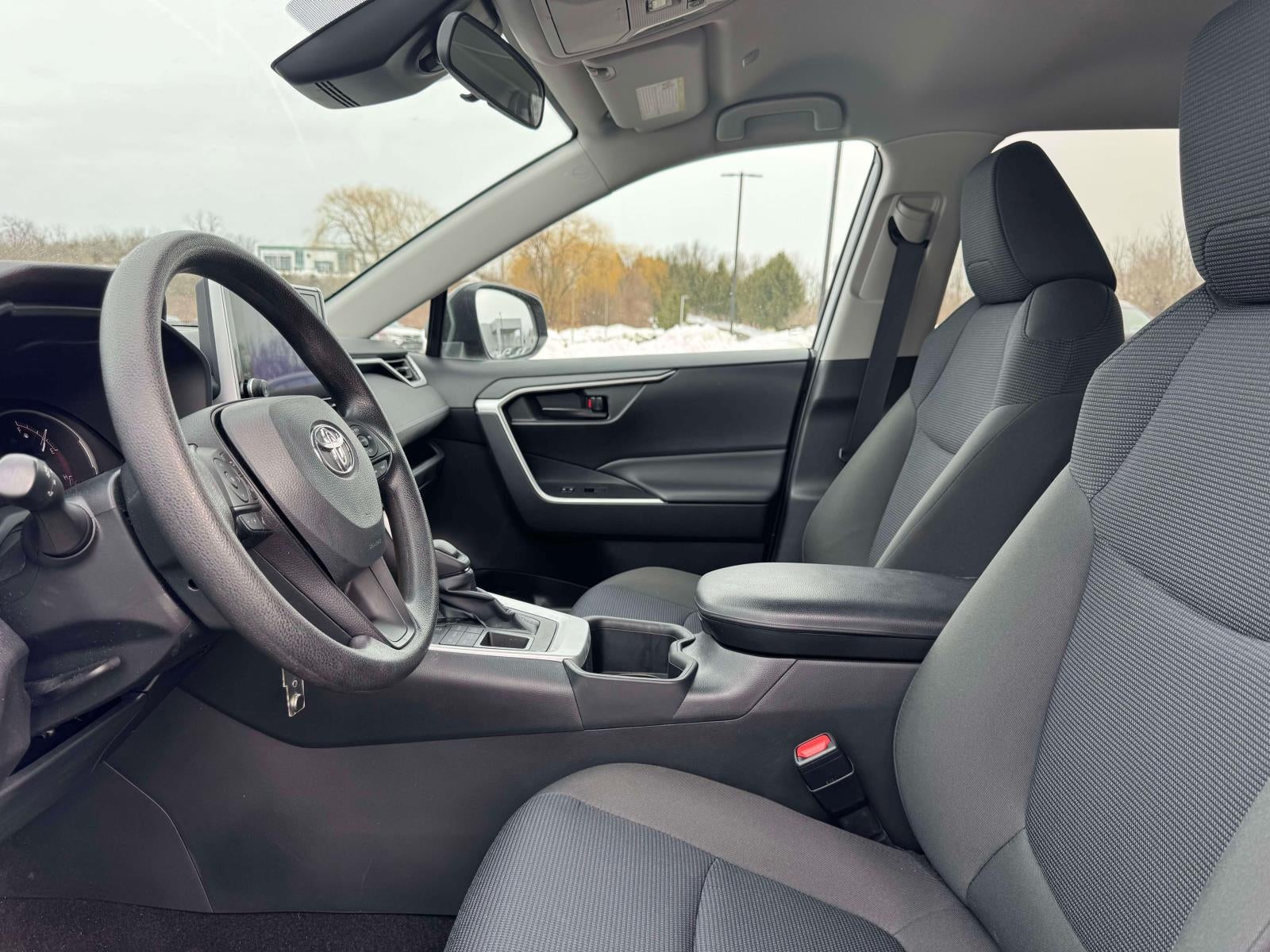 2023 Toyota RAV4 LE AWD (Natl)