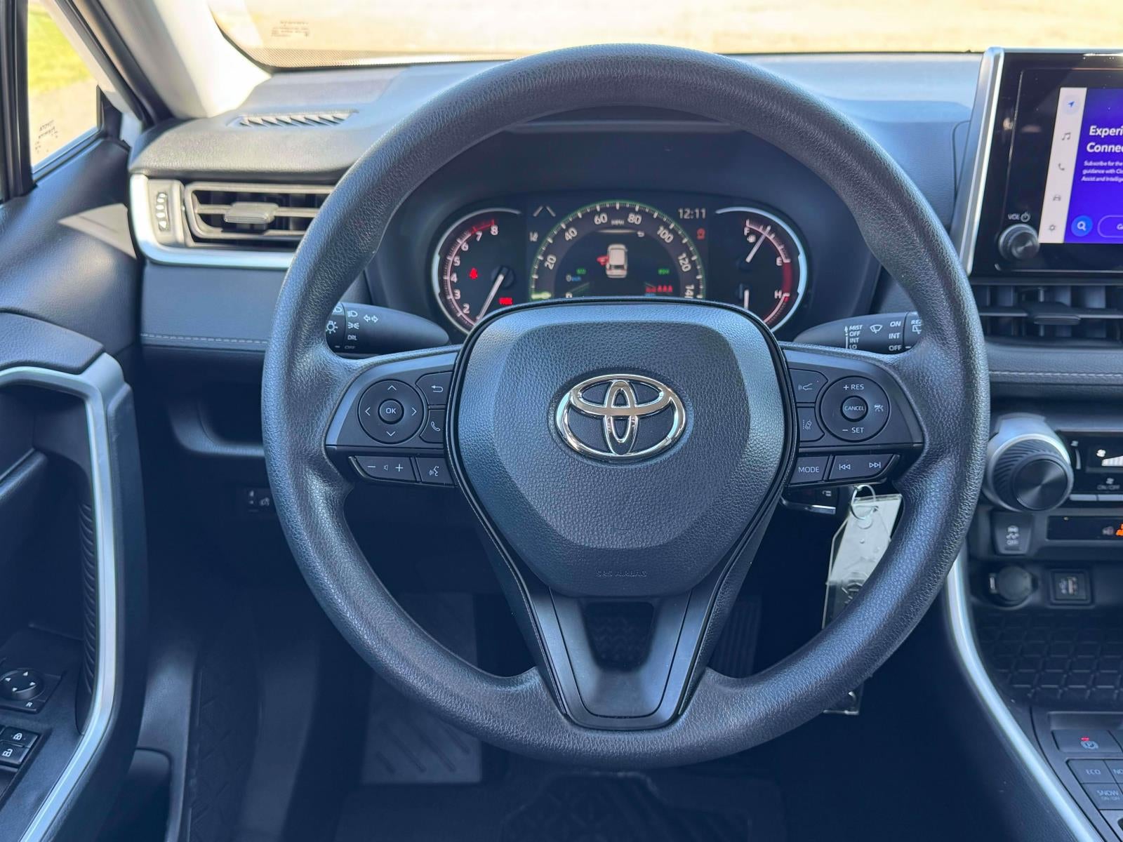 2025 Toyota RAV4 LE AWD (Natl)