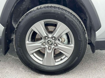 2025 Toyota RAV4 XLE AWD (Natl)