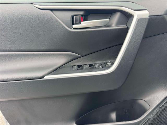 2025 Toyota RAV4 XLE AWD (Natl)