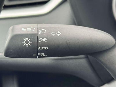 2025 Toyota RAV4 XLE AWD (Natl)