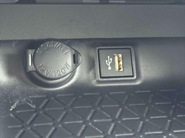 2025 Toyota RAV4 XLE AWD (Natl)