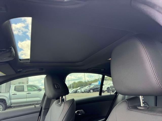2021 BMW 3 Series 330i xDrive Sedan North America